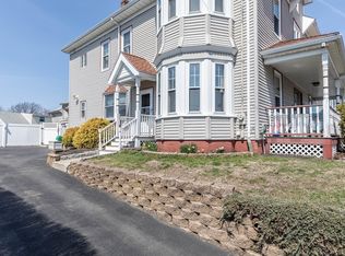 24 Fairview St, Winthrop, MA 02152