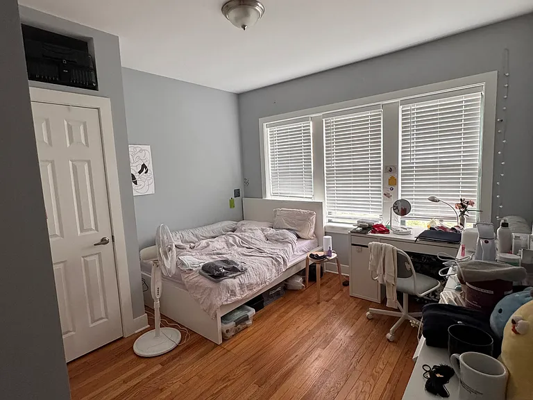 360 At The U — Photo 8