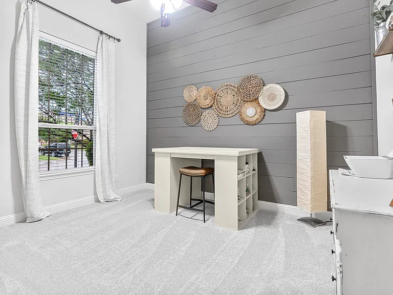 132 Sunrise Dr — Photo 3