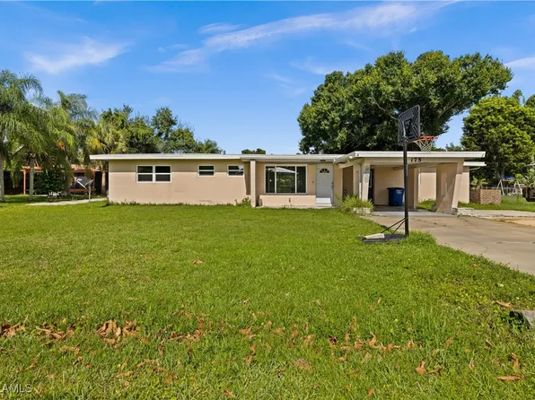175 Circle Dr, Fort Myers, FL 33905