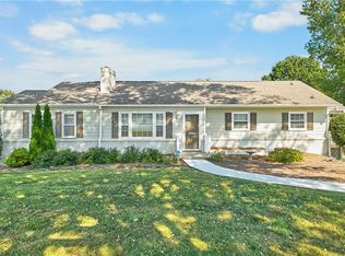 590 N Peace Haven Rd, Winston Salem, NC 27104