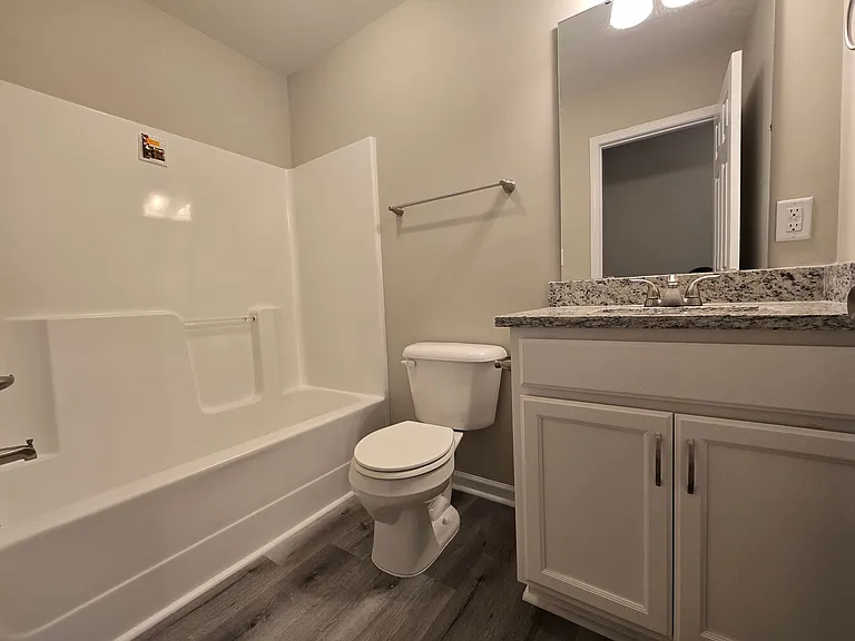 131B S 6th St — Photo 19