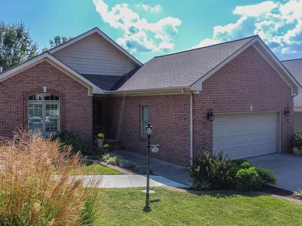 126 Lake Pointe Dr, Paducah, KY 42003