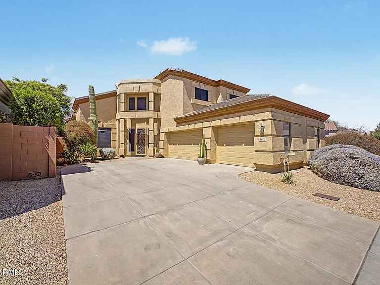 6602 W Andrea Dr — Photo 1
