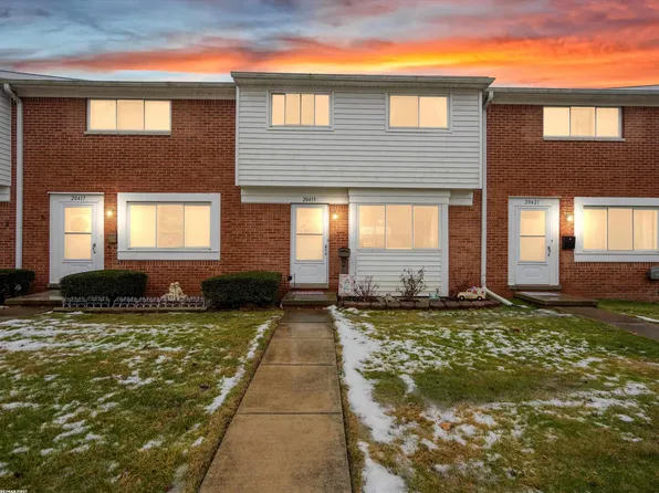 20419 Fifteen Mile Rd #17, Clinton Township, MI 48035