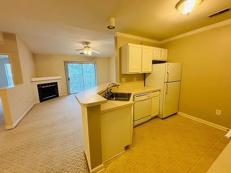 215 S Knollwood Dr #4303 — Photo 5