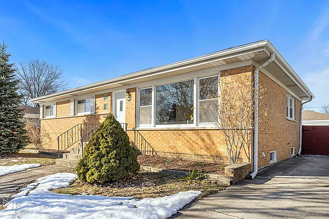 2604 William Ave photo 1