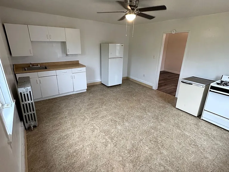 1088 Milltown Rd #3 — Photo 4