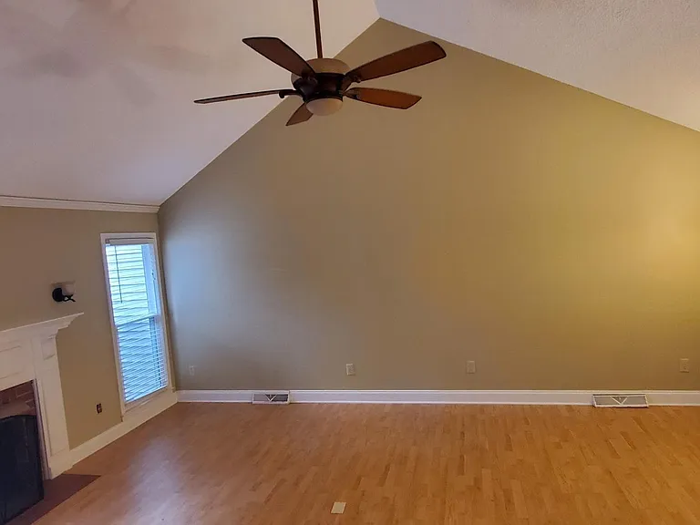 309 Angie Dr — Photo 8