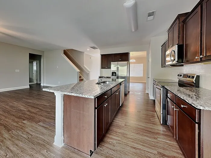 3813 Sapphire Ridge Ct — Photo 9