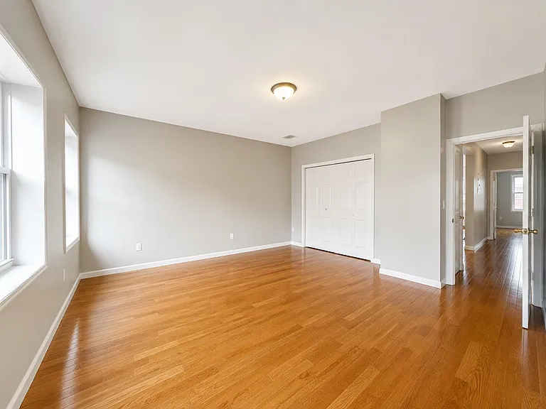 488 Central Ave #1 — Photo 5