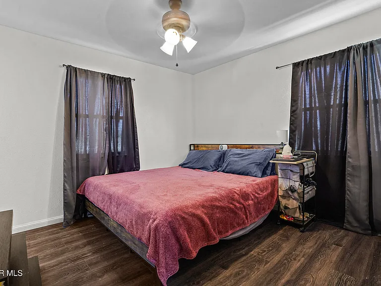 5516 Fairbanks Dr — Photo 14