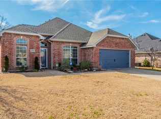 3230 Canary Ln, Midlothian, TX 76065