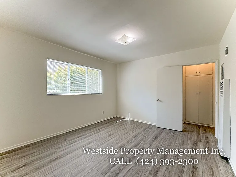145 N La Peer Dr #1 — Photo 13