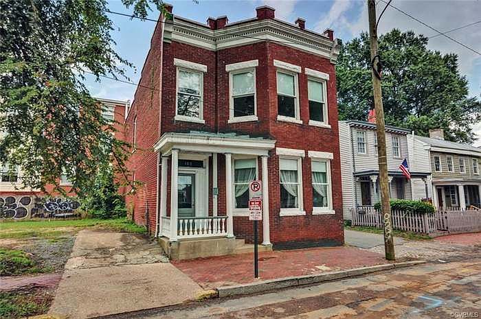 1st image of 109 S Laurel St