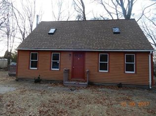 10 Peace Pipe Trl N, South Kingstown, RI 02879