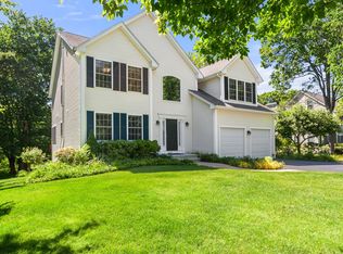 2 River View Rd, Narragansett, RI 02882