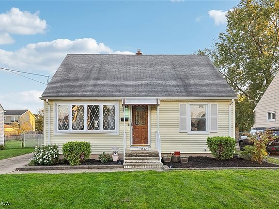 4th image of 15587 Muskingum Blvd