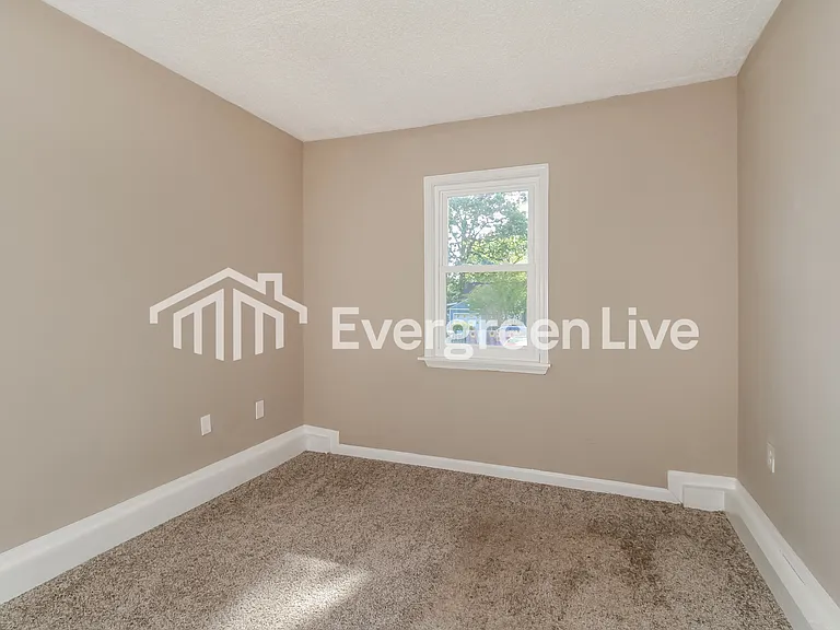 109 Raintree Ln — Photo 9