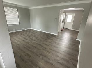 902 Coutant St, Flushing, MI 48433