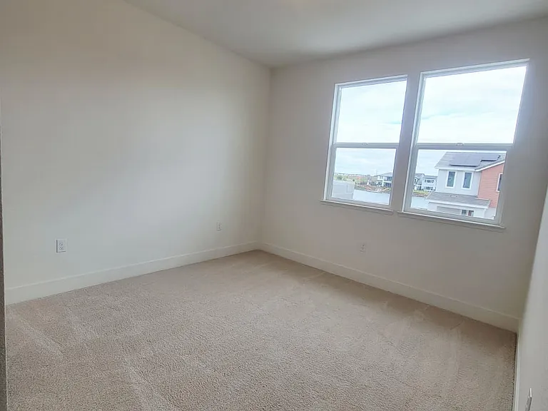 4th bedroom