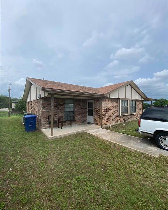 1st image of 925 Dryden Ave #927