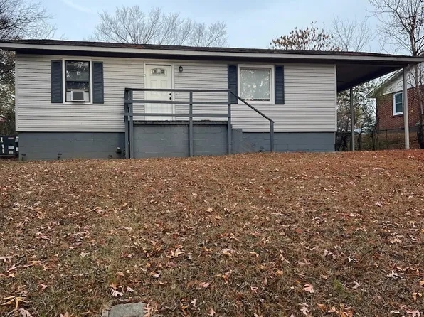 307 S Smith St, Florence, AL 35630
