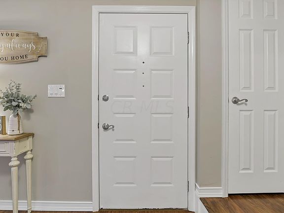 5th image of 213 Brookhill Dr