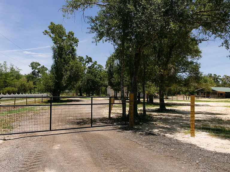 40990 Little Farm Rd — Photo 11