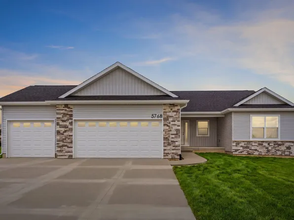 5768 Wall St, Waterloo, IA 50701