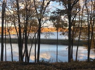 107 Knoll Ct APT D, Noblesville, IN 46062
