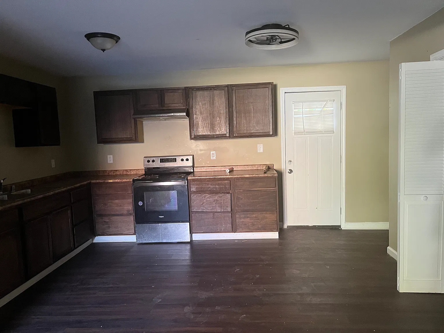 2 bed, 960 sqft, $1,000 — Photo 3