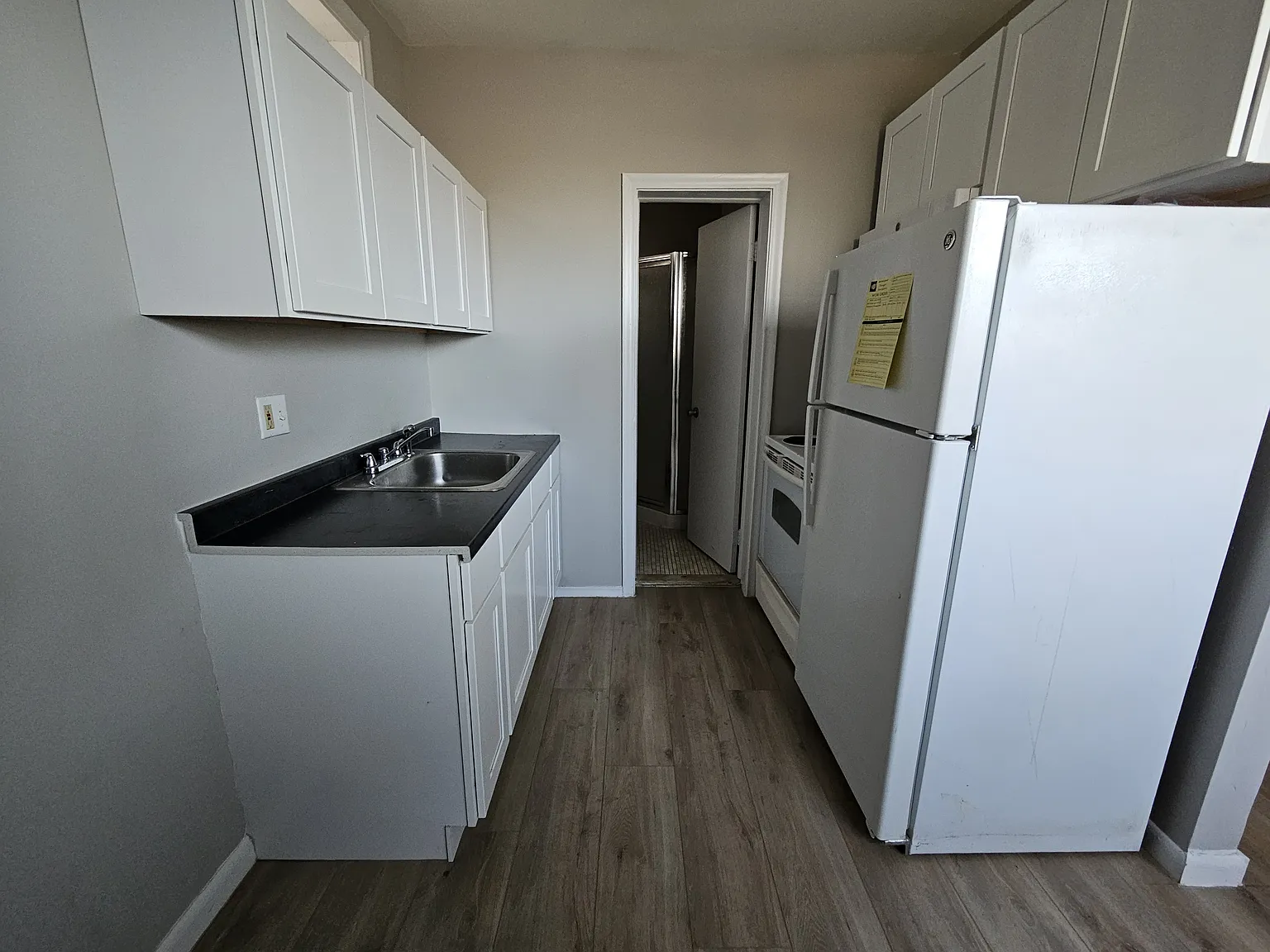 Studio, $1,125 — Photo 4