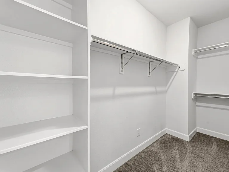 1047 Timbergrove Yards Ln — Photo 29