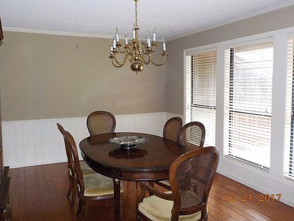 4th image of 3348 Plantation Dr