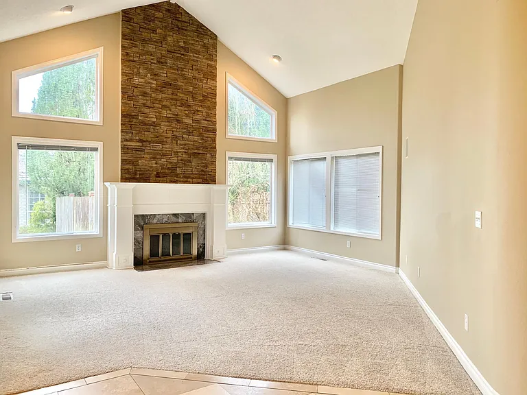 3516 SE 173rd Ct — Photo 2