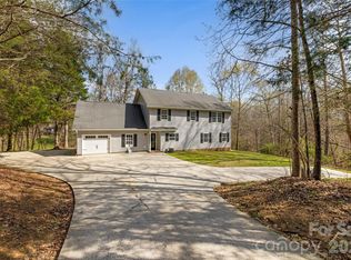 5980 Quarter Mile Rd, Clover, SC 29710