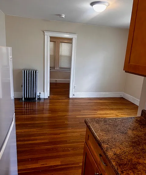 483 Newport Ave #2 — Photo 4