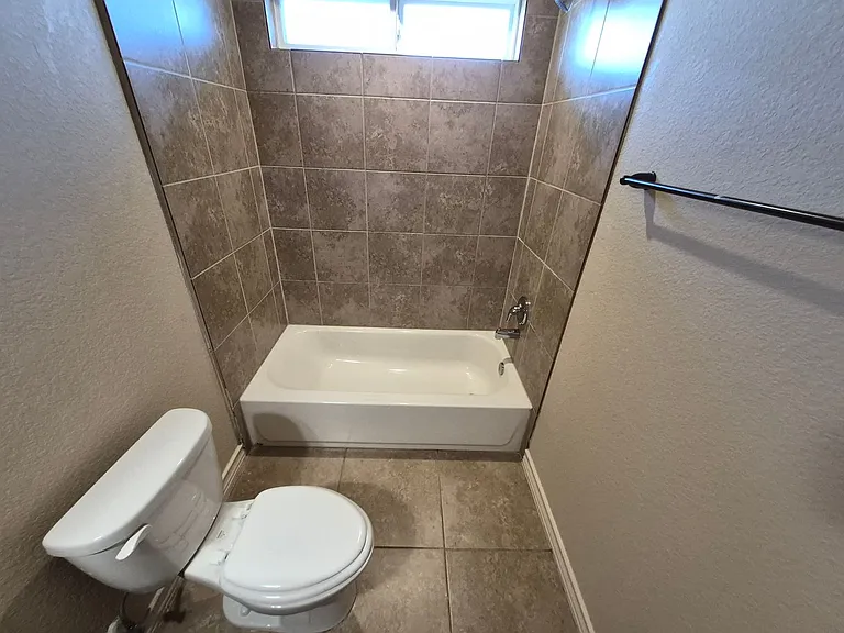 6618 Arancione Ave #103 — Photo 15