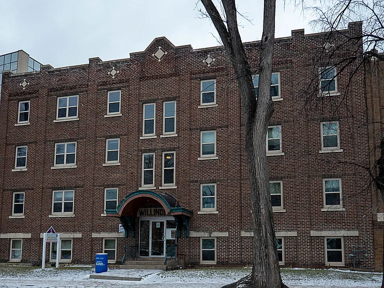 75 Kennedy St — Photo 2