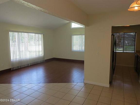 4th image of 901 Alabama Ave