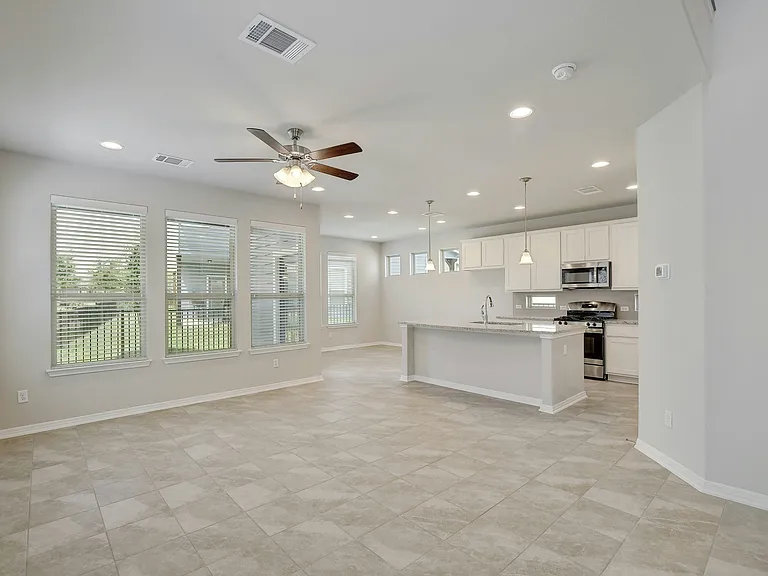1034 Harwell Loop — Photo 12