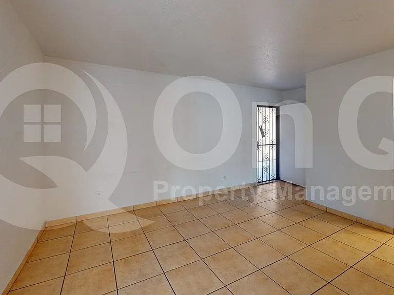 1620 N Wilmot Rd #118 — Photo 4
