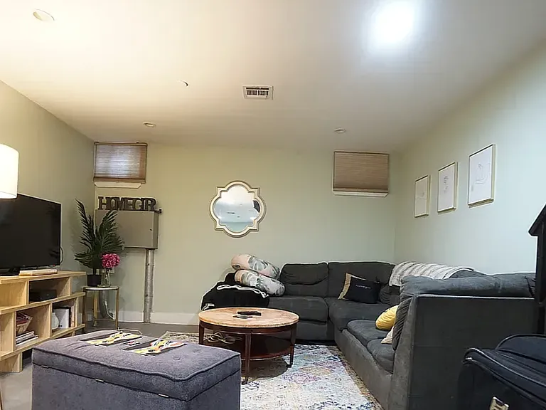 865 Greene Ave #1A — Photo 2