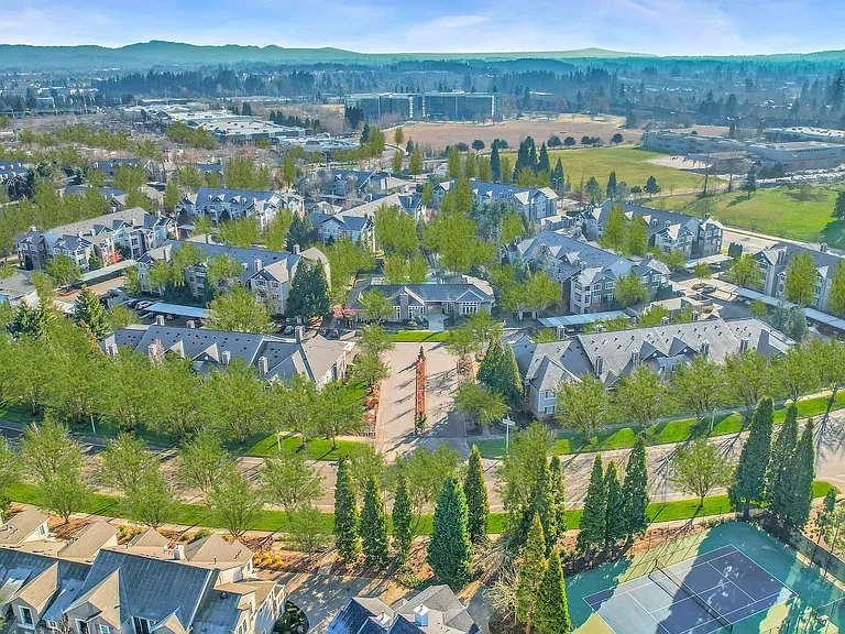 Grove at Orenco Station Apartments — Photo 47