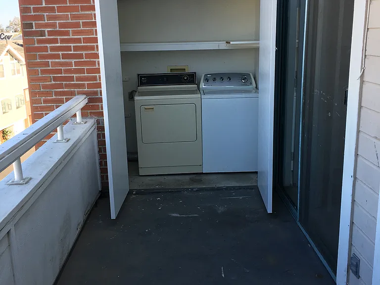 865 S B St #B3 — Photo 14