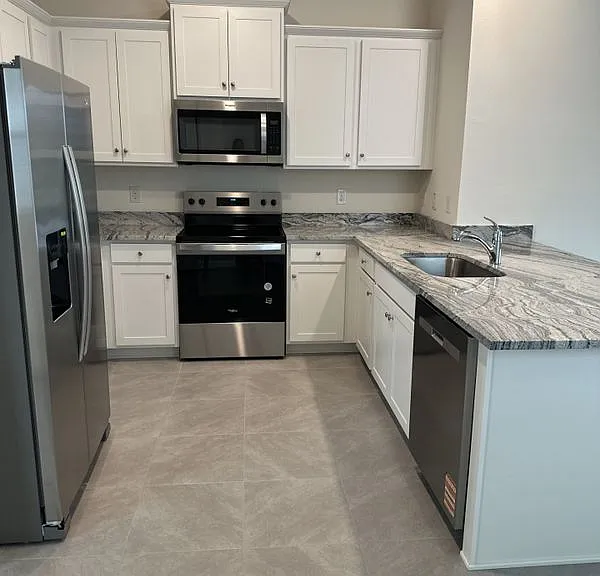 4078 NW 44th Cir #SINGLE FAMILY — Photo 8