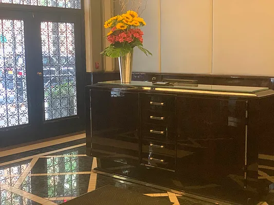 Rented by Compass | media 2