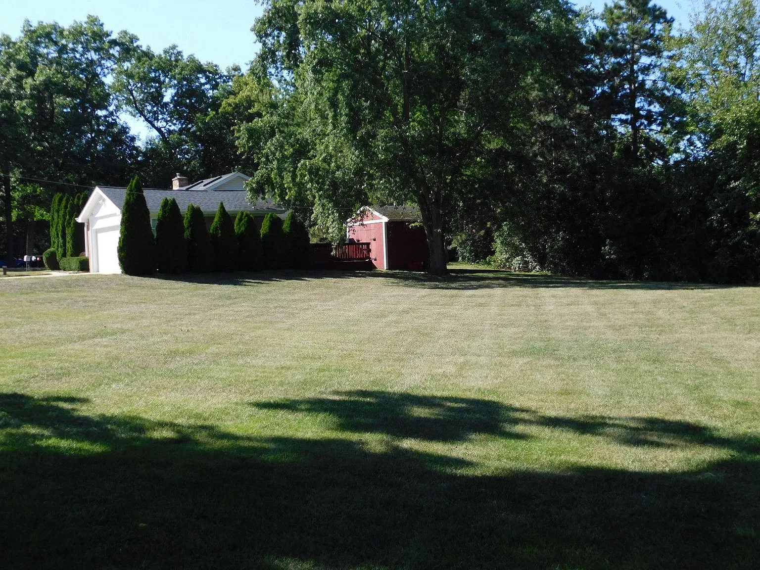 3 bed, 1222 sqft, $2,250 — Photo 4