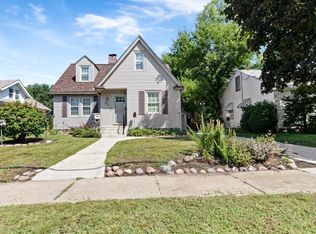 412 Merrill Ave, Loves Park, IL 61111